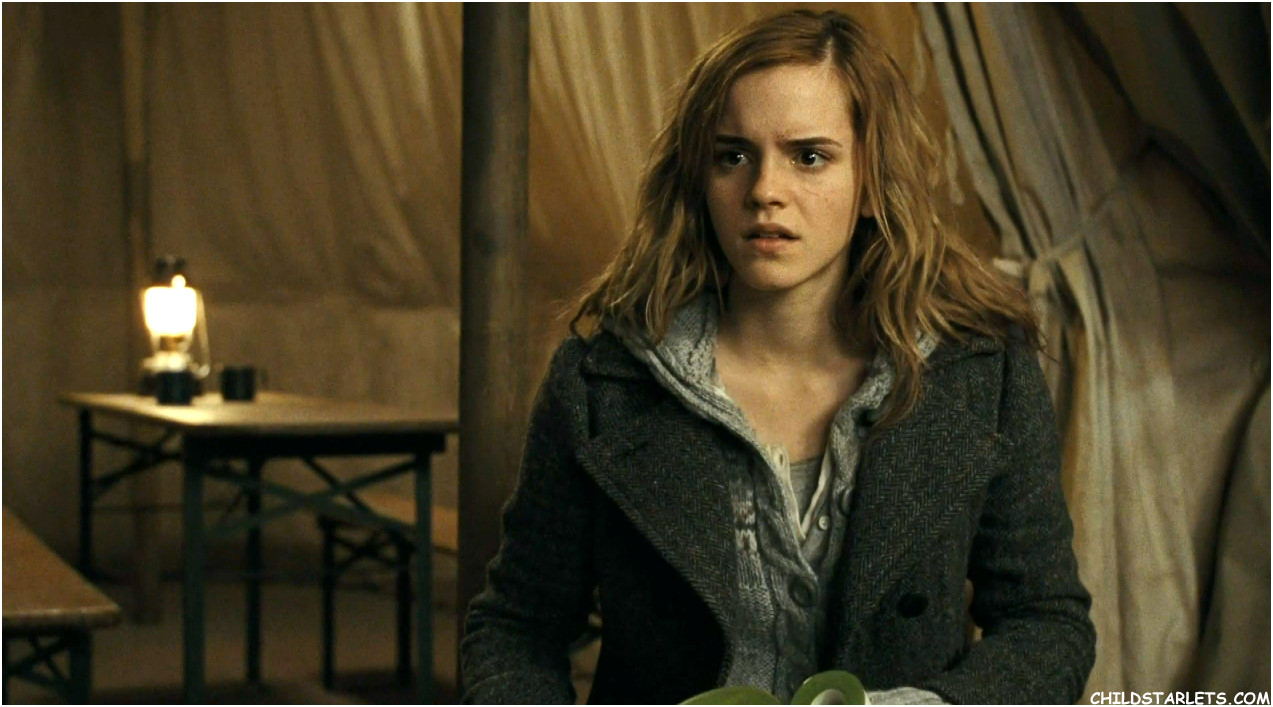 Emma Watson &quot;Harry Potter&quot;/&quot;The Deathly Hallows Part 1&quot; Images