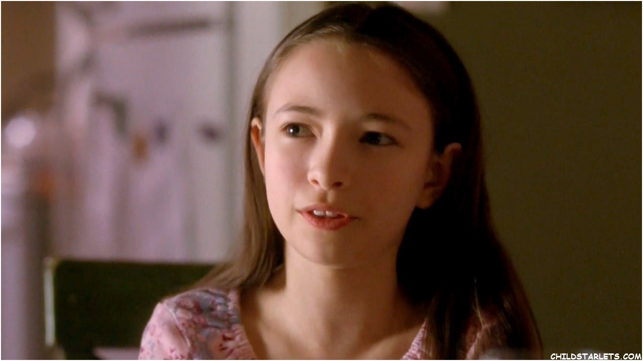 jodelle_ferland_horror14.jpg (1272×714)