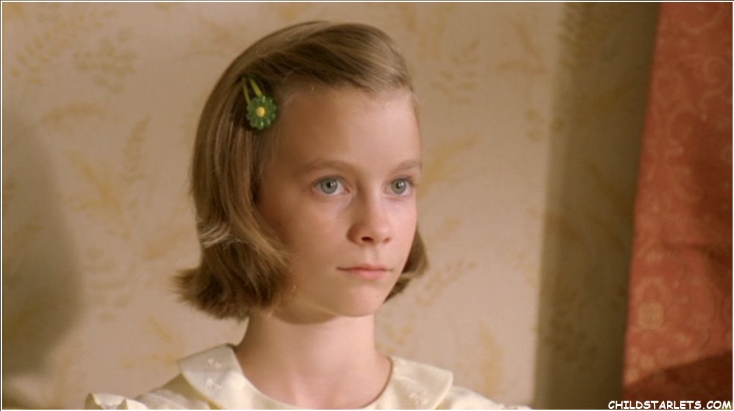 Madeline Taylor Images/Pictures/Photos from "The Girl Next Door"