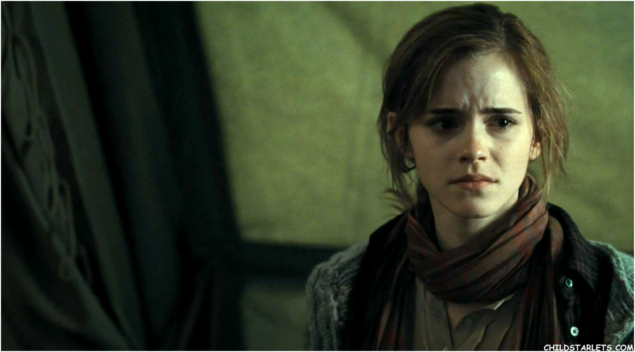 Emma Watson &quot;Harry Potter&quot;/&quot;The Deathly Hallows Part 1&quot; Images