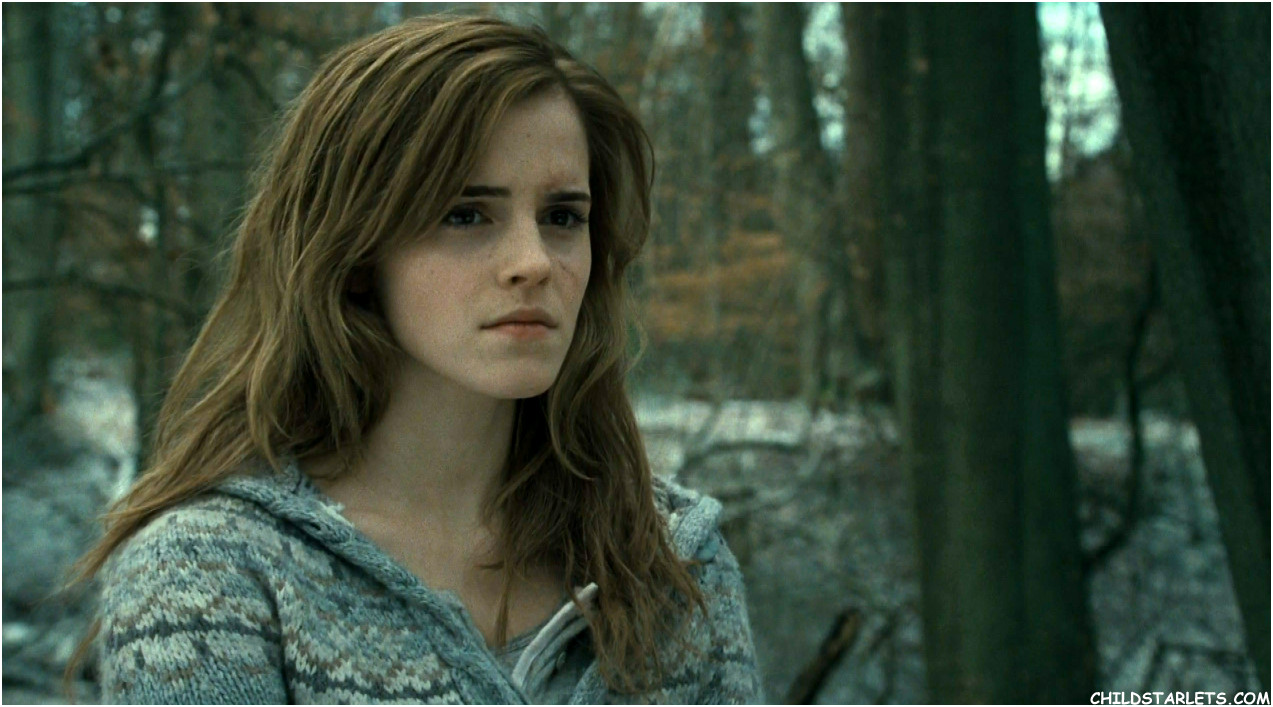 Emma Watson &quot;Harry Potter&quot;/&quot;The Deathly Hallows Part 1&quot; Images