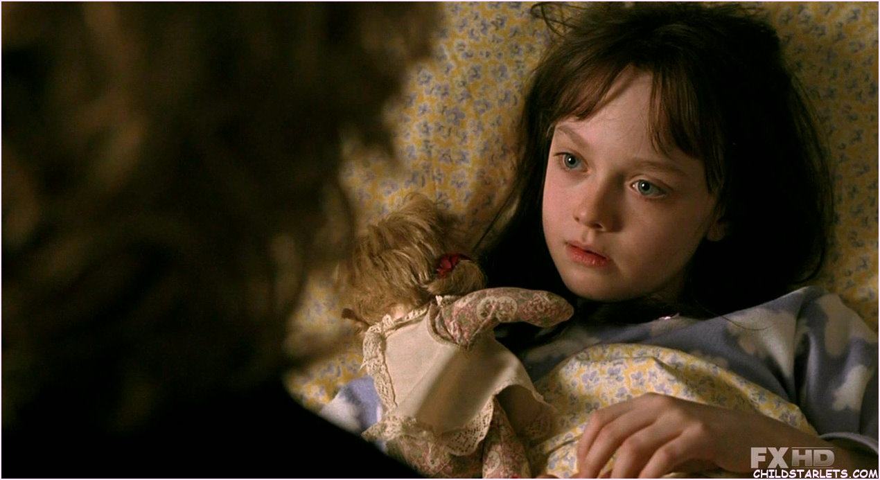 Fanning/Molly Kallins/"Hide & - 2005/HD Photos/Images/Pictures - CHILDSTARLETS.COM